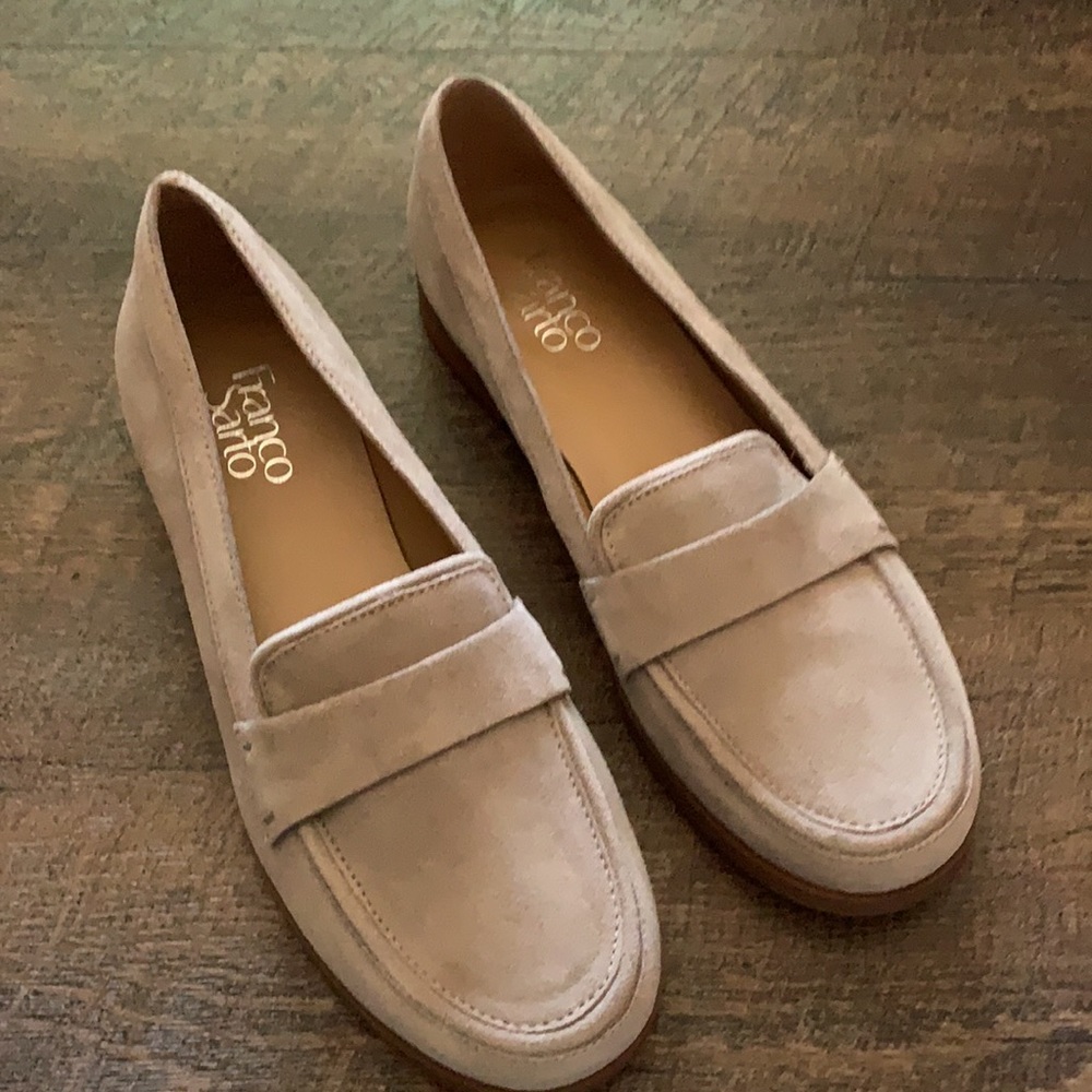 Franco Sarto suede loafers in taupe, size 7.5